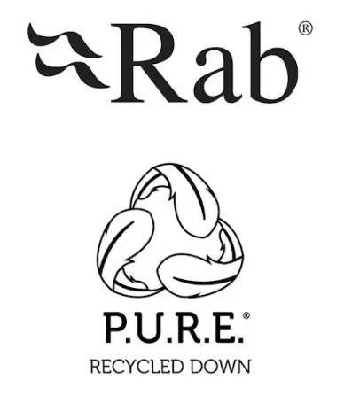 Het Rab-logo boven een cirkelvormig ontwerp bestaande uit drie veren, met daaronder de tekst P.U.R.E. RECYCLED DOWN, wat aangeeft dat er gerecyclede donsmaterialen zijn gebruikt.